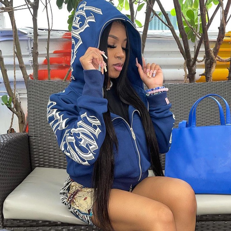 Женская укороченная толстовка  – обзор и цена Embroidery Zip Up Hoodie