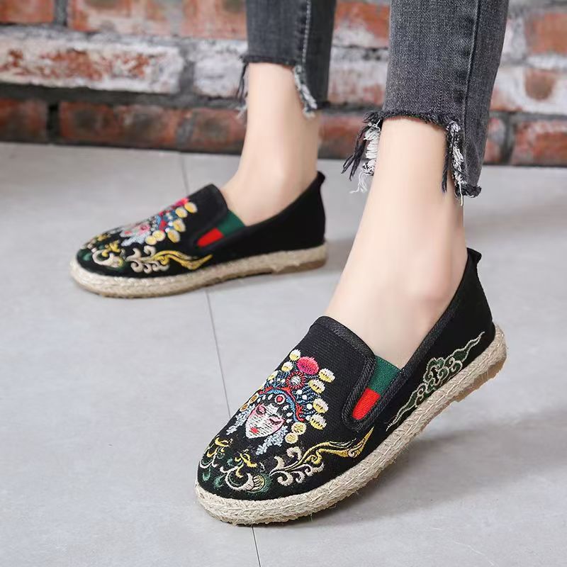 Женские тканевые туфли на плос – обзор и цена Embroidery Shoes