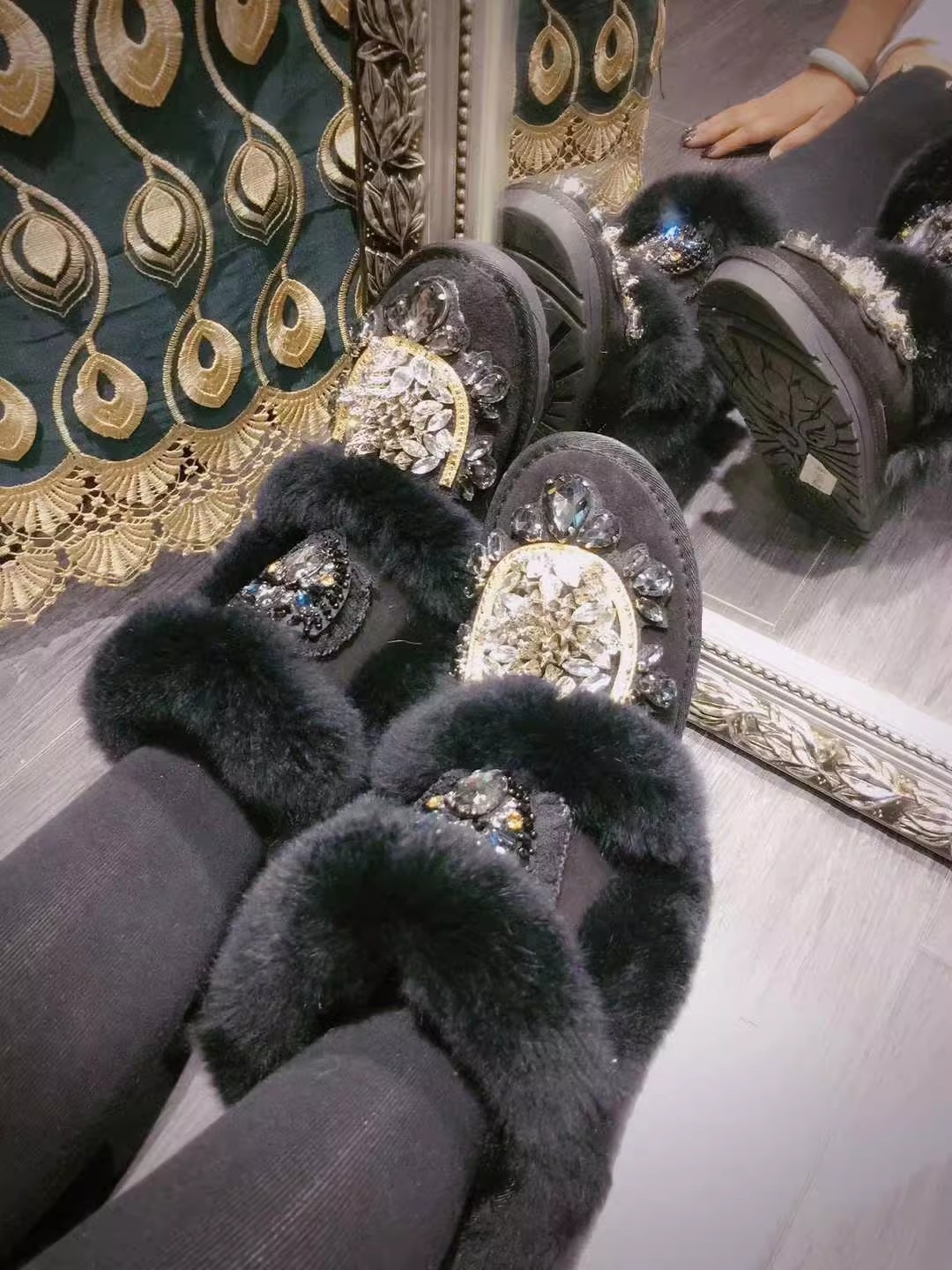 Зимние сапоги из кроличьего ме – обзор и цена Embroidery Beads