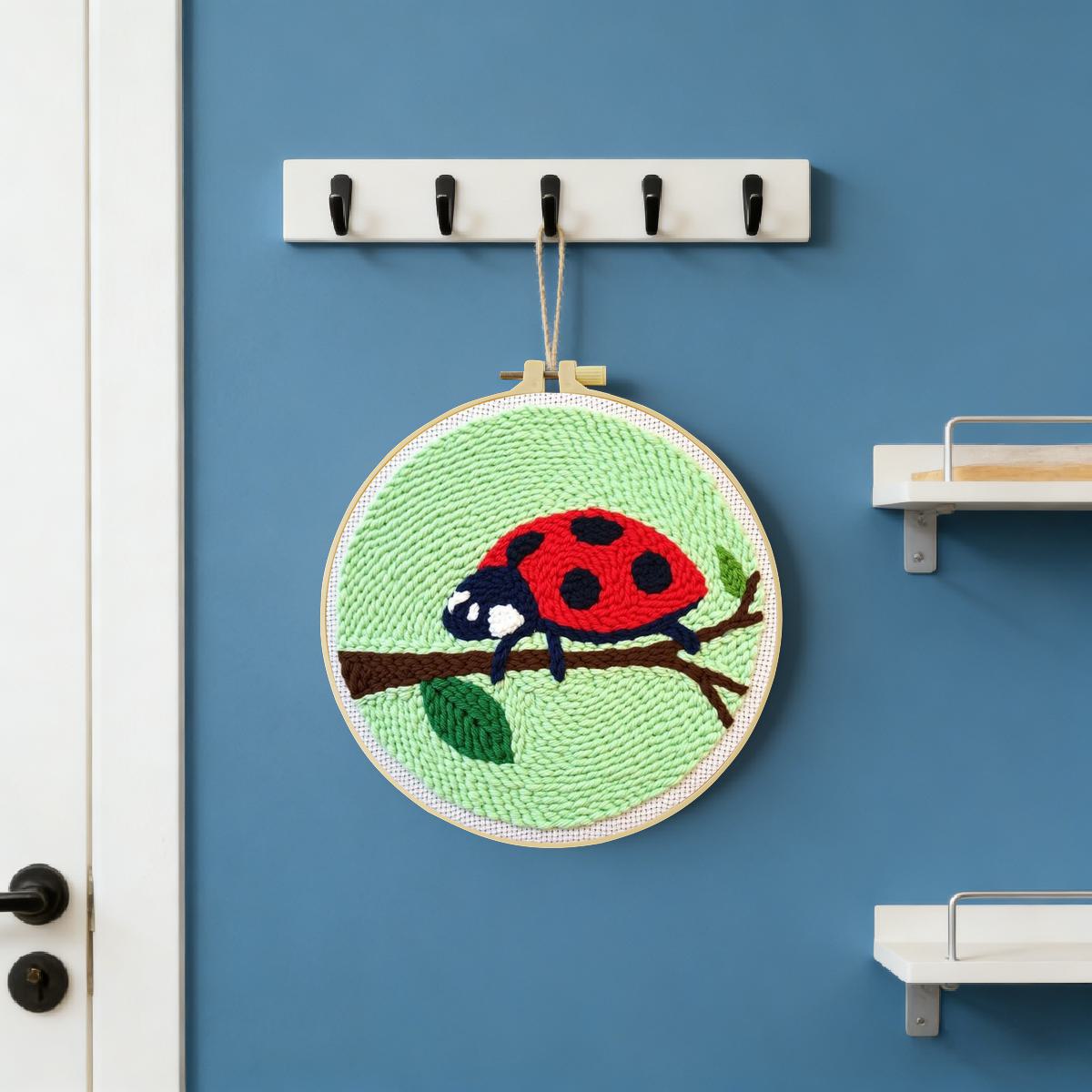 Набор для вышивания панч-нидл  – обзор и цена Embroidery Lady Bug