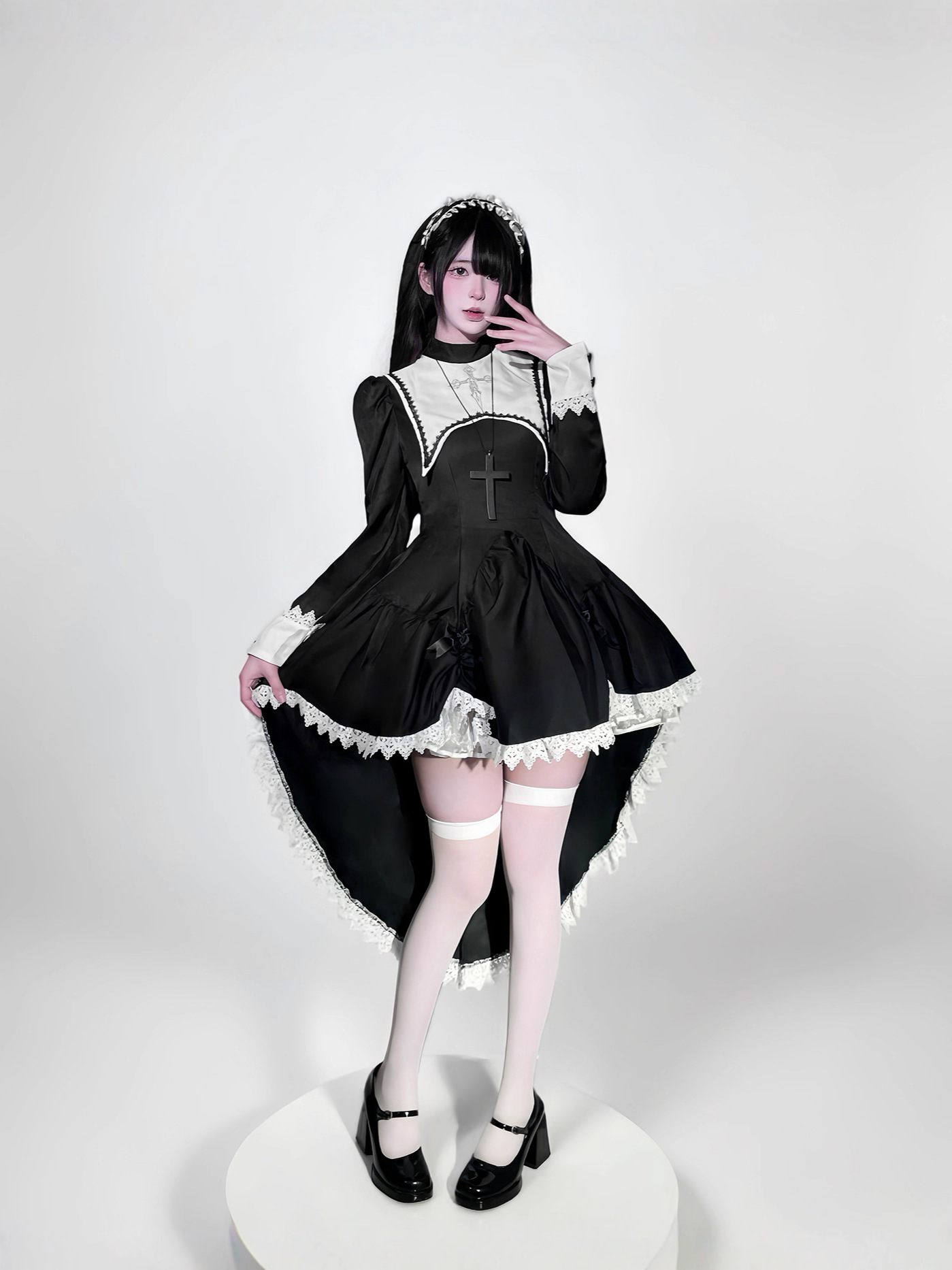 Готический стиль, темный вышит – обзор и цена Embroidery Gothic