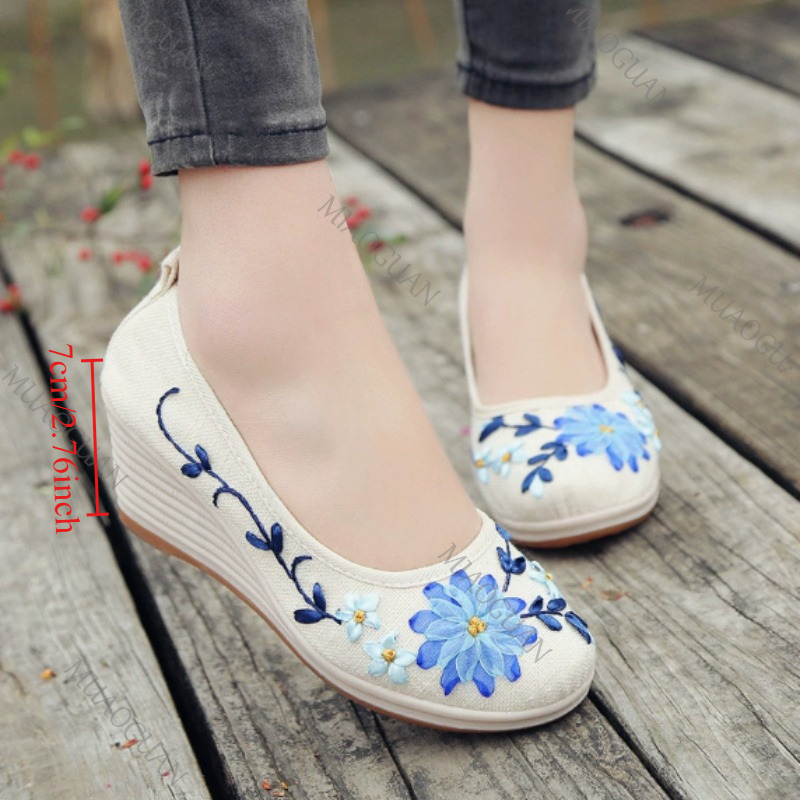 Женские туфли на танкетке с вы – обзор и цена Embroidery Shoes